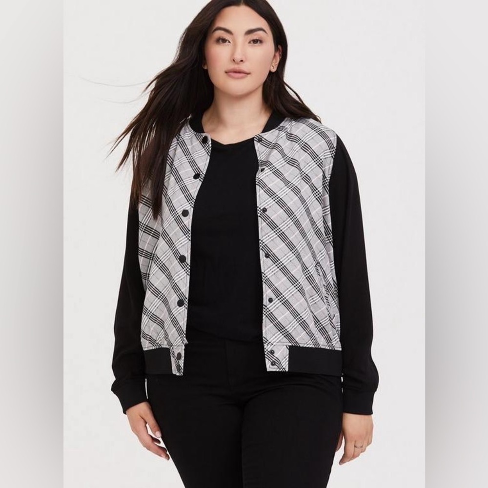 Torrid Twill Plaid Bomber Jacket Size‎ 2